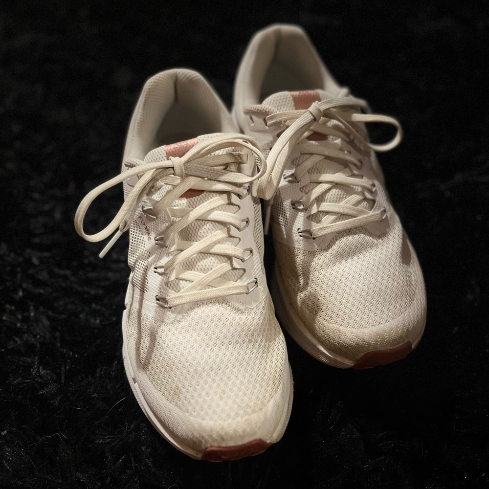 Nike Women's Cream and Rose Pink Running Shoes